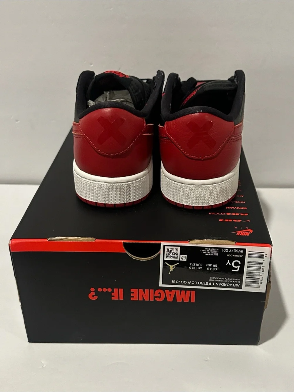 AJ1 Retro Low OG ‘Banned’ (GS) Sz 5 (IW6277-001)